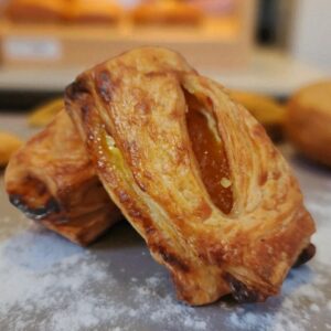 Hojaldre de piña con queso